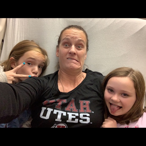 Meet your Posher, Amy - Picture 1 of 1